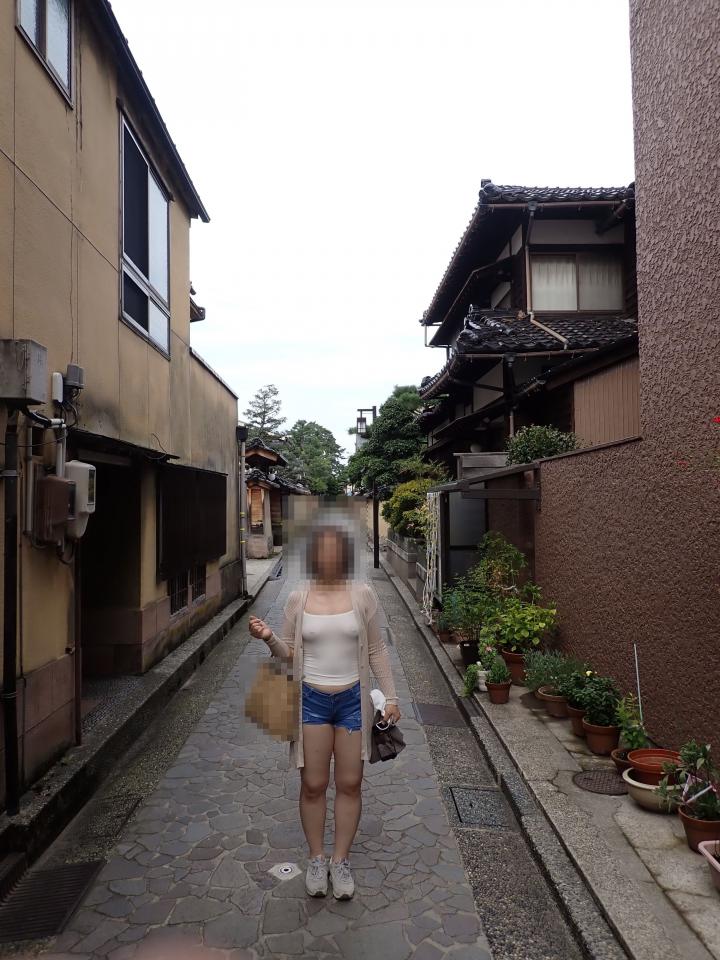 NowLoading...